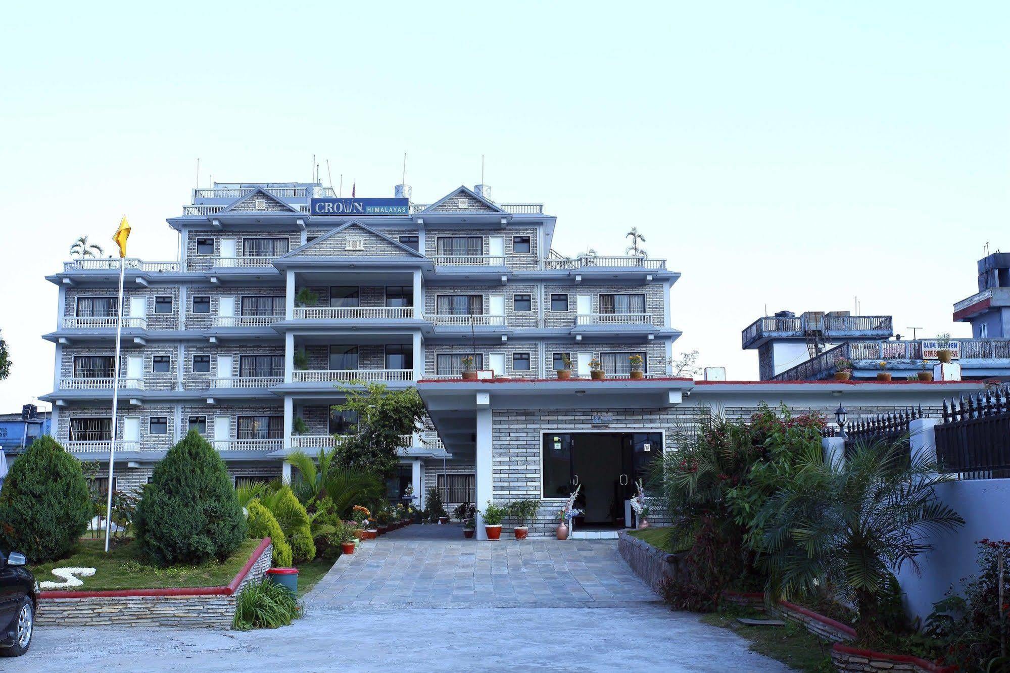 Hotel Crown Himalayas Pokhara Exterior photo